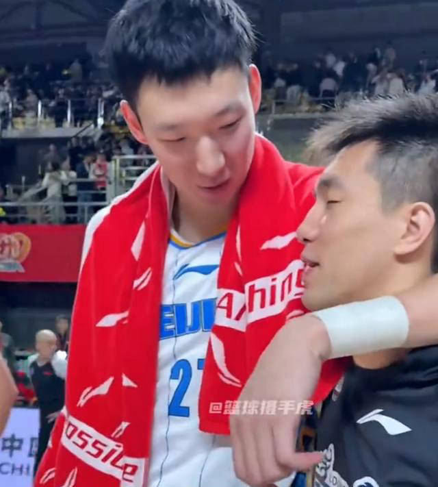 特别是扑出